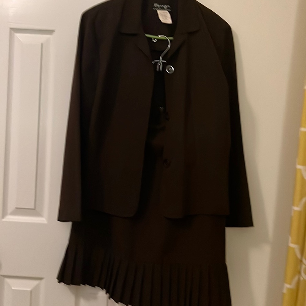 Ladies Brown Skirt Set